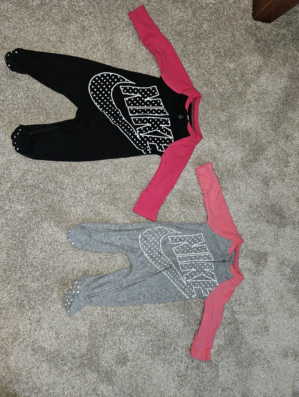 Nike Newborn Footed Romper Duo - Black, Gray & Pink